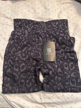 Black Leopard Print Women's Shorts